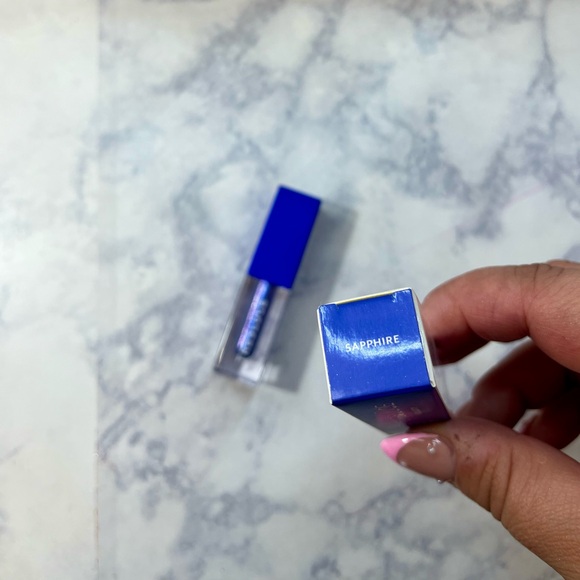 Tresluce Forever Brillante Mettalic Liquid Shadow “Sapphire” - Picture 4 of 4